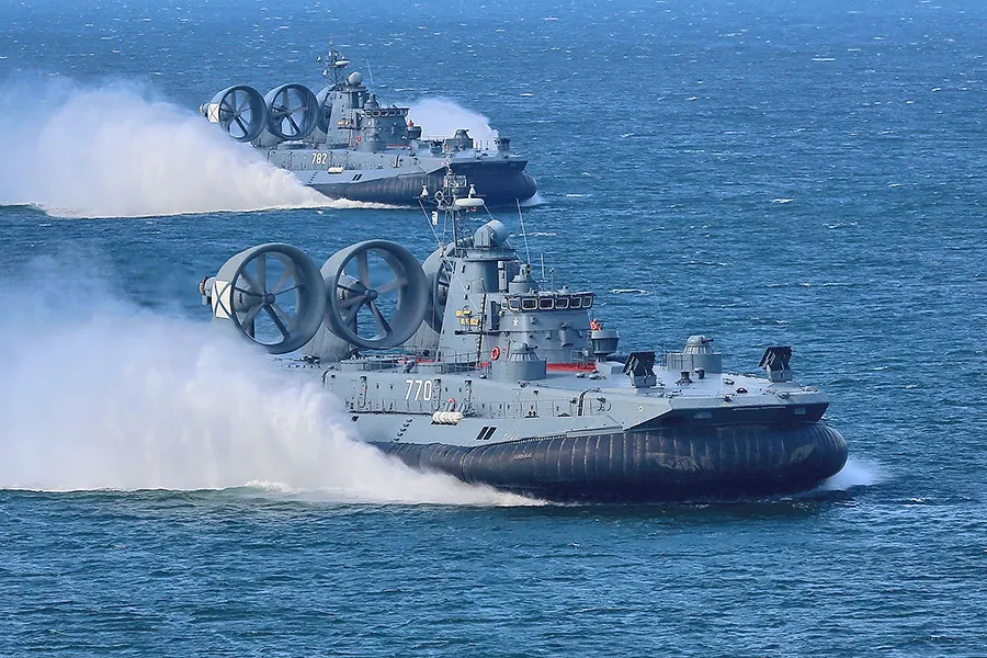 Zubr-class LCAC